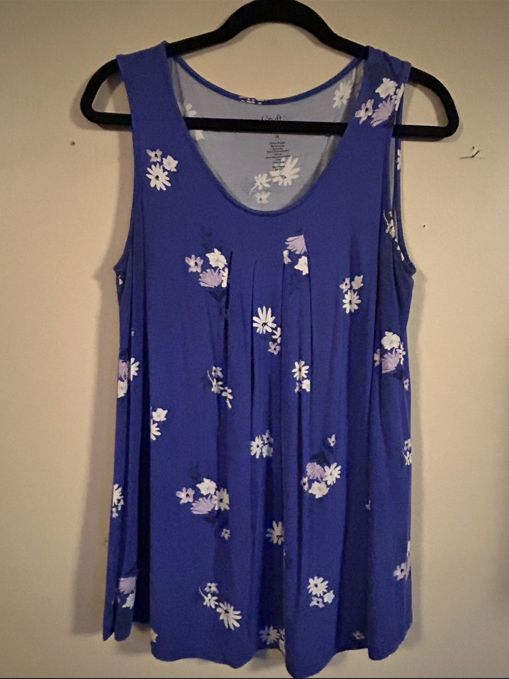 Croft & Barrow Blue Floral Pleated Tank Top
